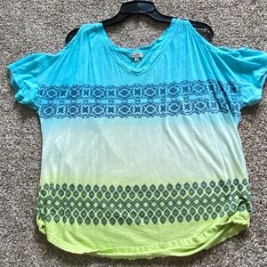 Cold Shoulder Chip & Pepper Top Size M